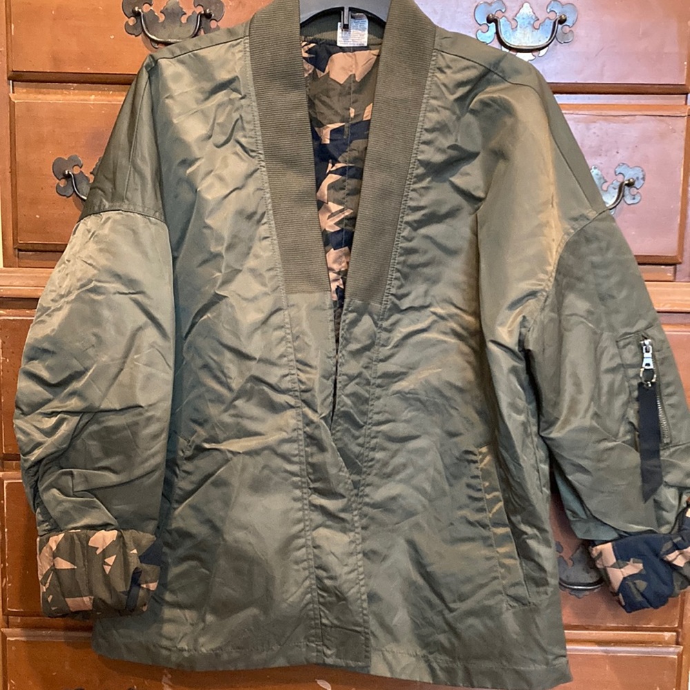 Quilted Jacket by Original Use -Army/Olive Green w/Camouflage Sz L
